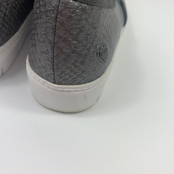 Nurse Mates Slip On Shoes - Picture 6 of 12